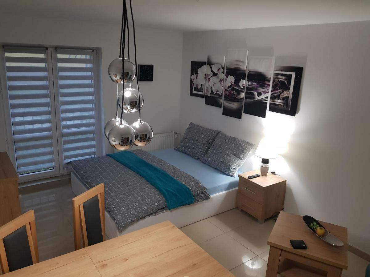 Apartamenty Rest Studio Self Check-In 24H Bytom Dış mekan fotoğraf